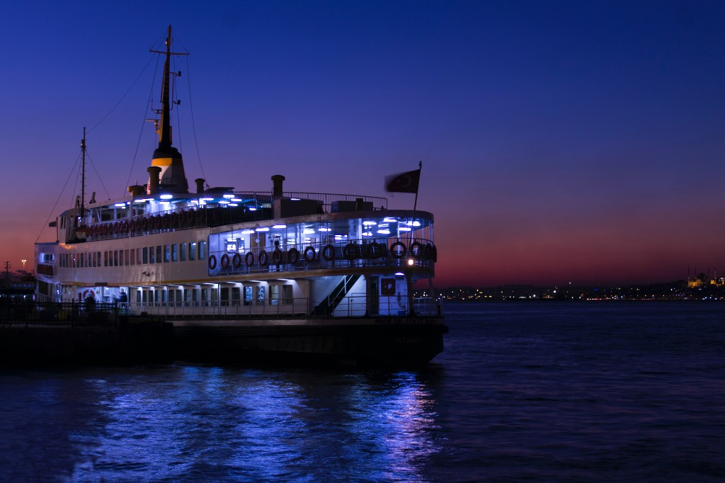 Ferry Travel in North America: Discovering the Great Lakes